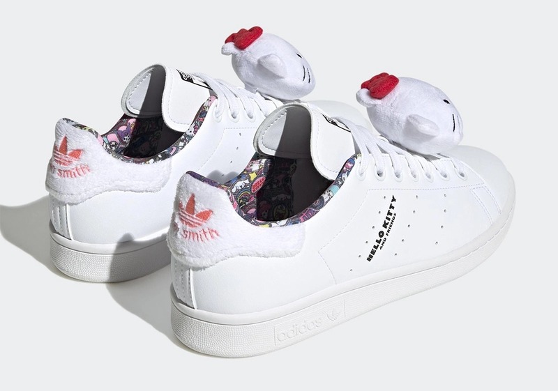 adidas NMD R1 V2 Men Shoes Hello Kitty s Head Adorns a White